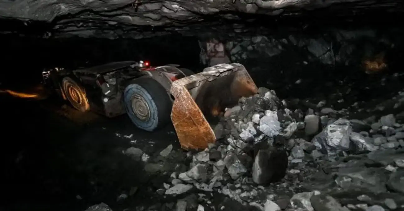 Sandvik equipará mina de platino de Zimplats en Zimbabue con equipos modernos