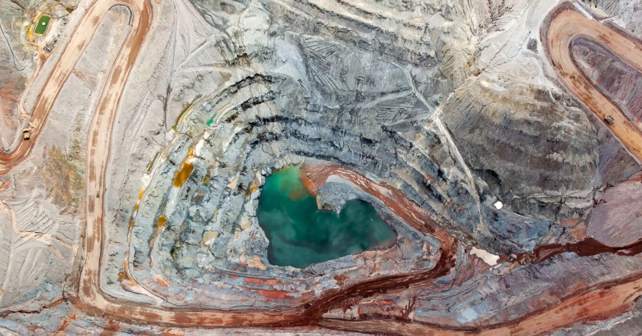 Anglo y Teck esperan aprobación de accionistas y de Canadá para su fusión, pero mantienen cautela frente a China
