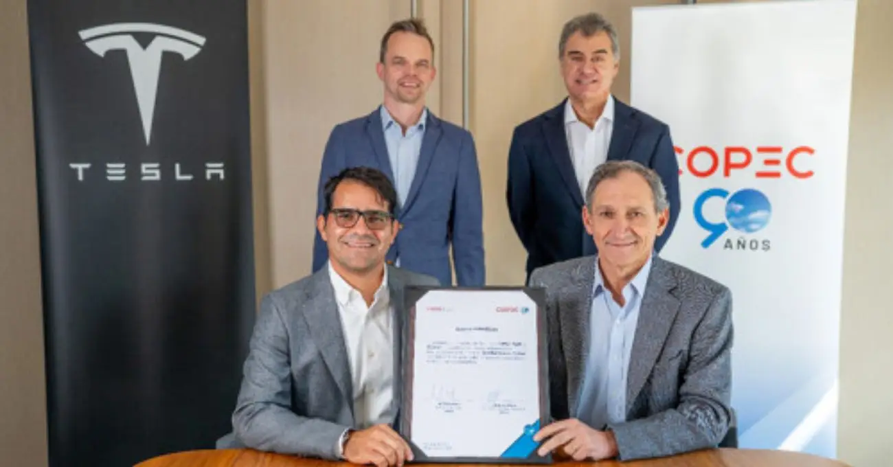 Copec Flux y Tesla concretan alianza para impulsar tecnologías BESS en Chile
