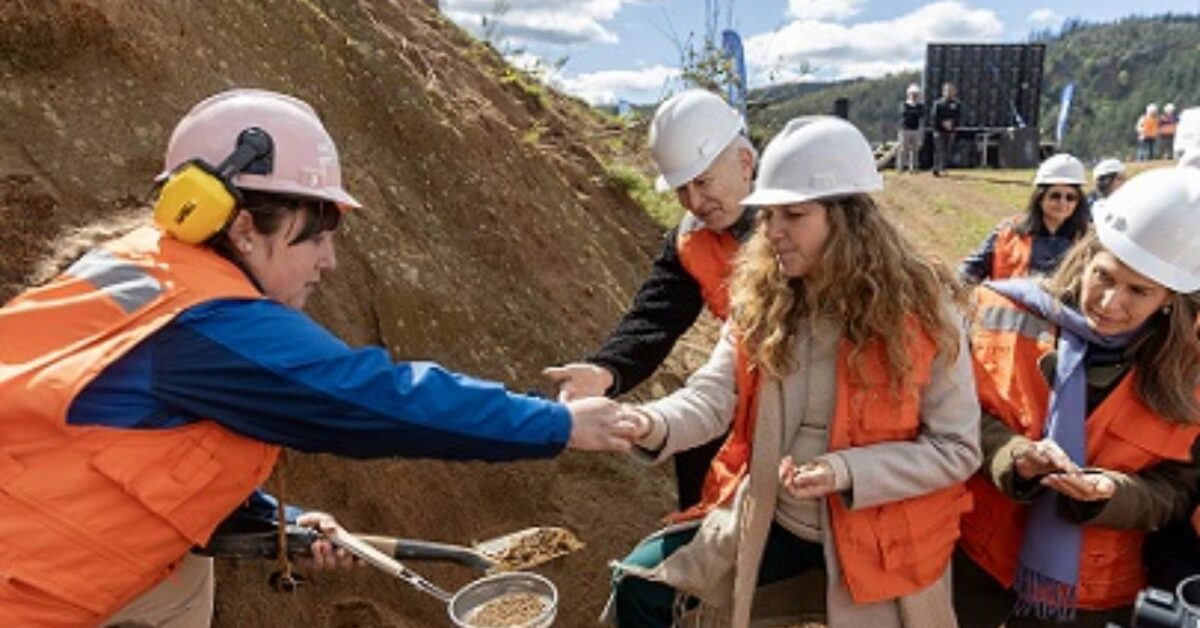 Vientos de cambio en Biobío: SOFOFA visita proyecto de tierras raras en Penco y pide fast track para inversiones estratégicas Vientos de cambio en Biobío: SOFOFA visita proyecto de tierras raras en Penco y pide fast track para inversiones estratégicas