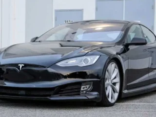 Syrah Resources y Tesla: acuerdan extender plazo clave en suministro