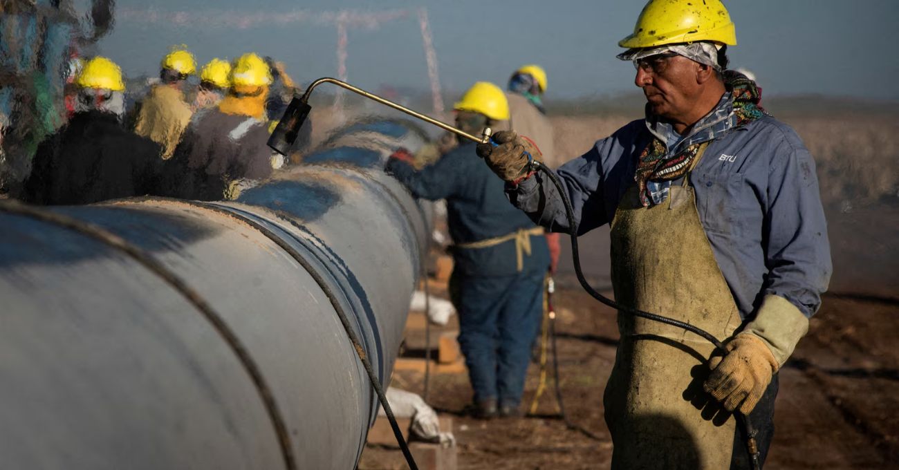 Uruguay propone gasoducto desde Vaca Muerta hacia Brasil atravesando su territorio