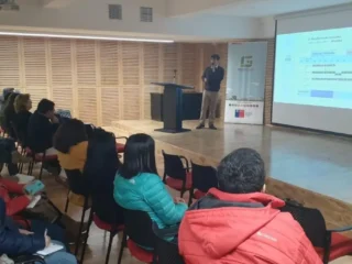 Capacitan a funcionarios públicos de Coquimbo en eficiencia energética y descarbonización