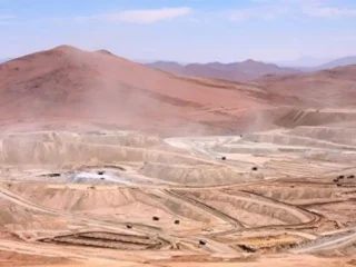 Escándalo fiscal en el norte de Chile: Alza de 372% en avalúos de terrenos mineros provoca caos financiero