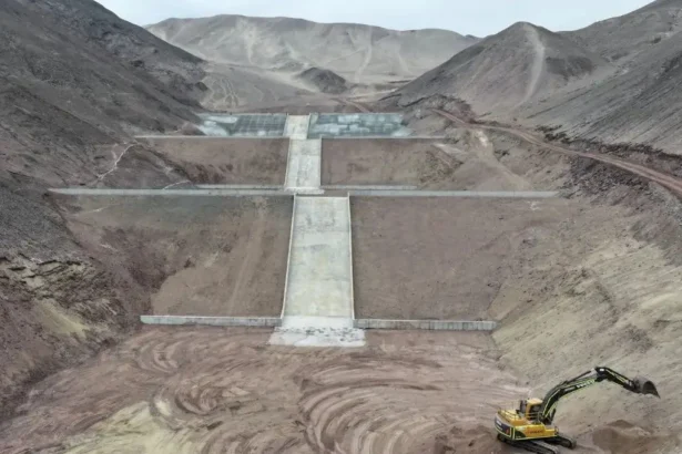 Un 98% de avance presenta la construcción de obras de control aluvional en quebrada Caliche de Antofagasta