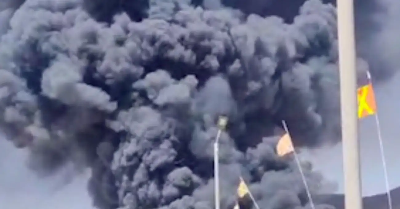 Incendio en mina Lomas Bayas controlado con rápida acción y colaboración Incendio en mina Lomas Bayas controlado con rápida acción y colaboración