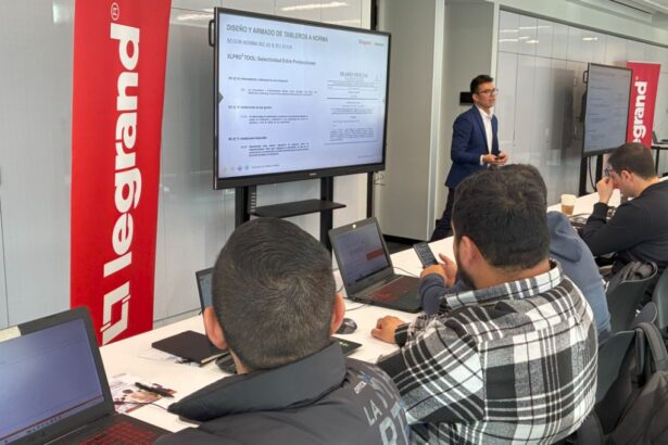 Refuerzan la especialización del sector eléctrico con nueva certificación para tableristas