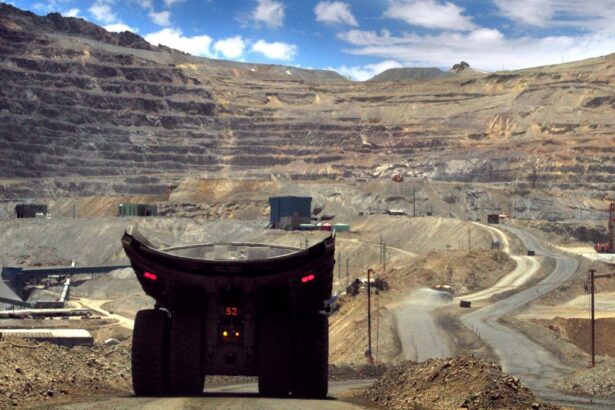 Codelco y Anglo American afinan acuerdo definitivo para operar Andina y Los Bronces en conjunto