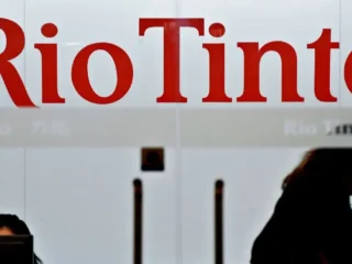 Rio Tinto y socios aseguran importante exención tributaria en proyecto Simandou