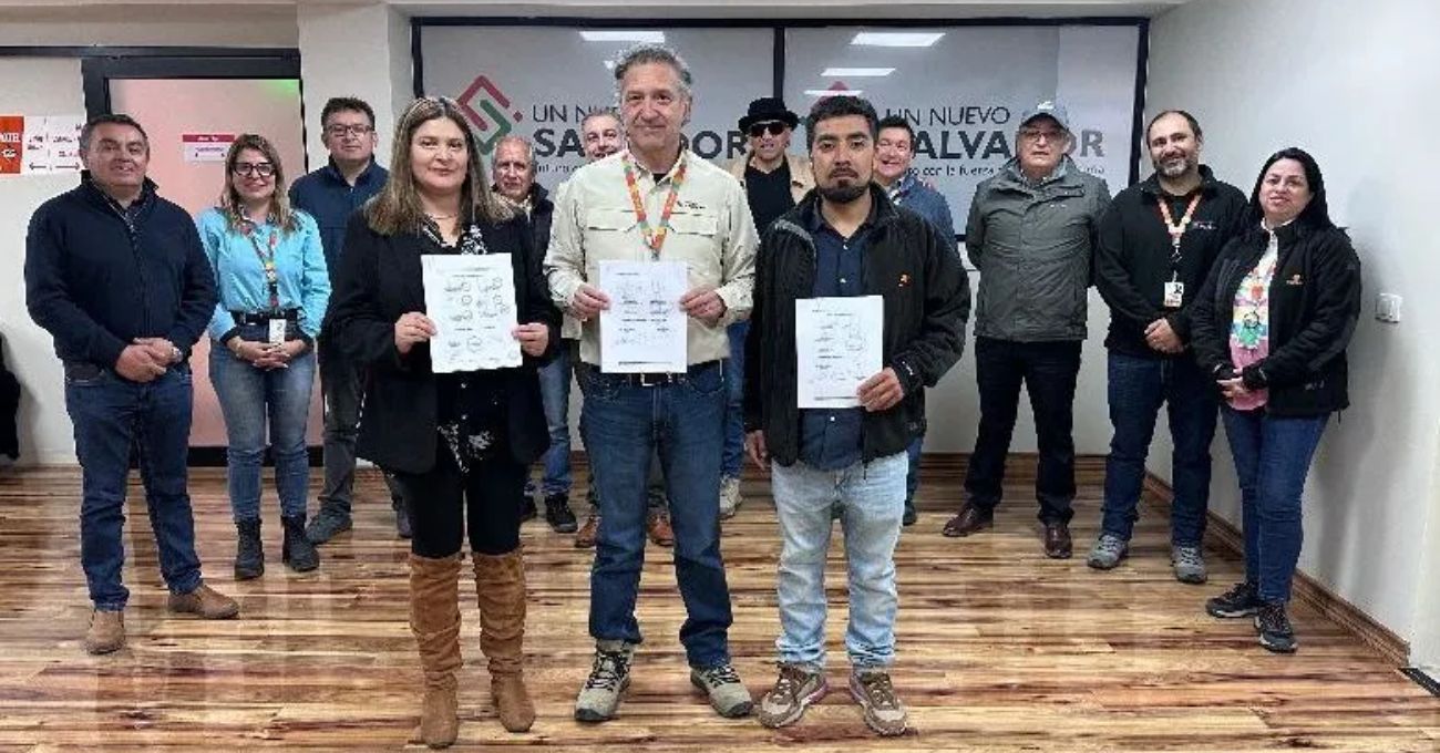 Codelco Salvador y sindicatos logran acuerdo histórico de reubicación y egreso