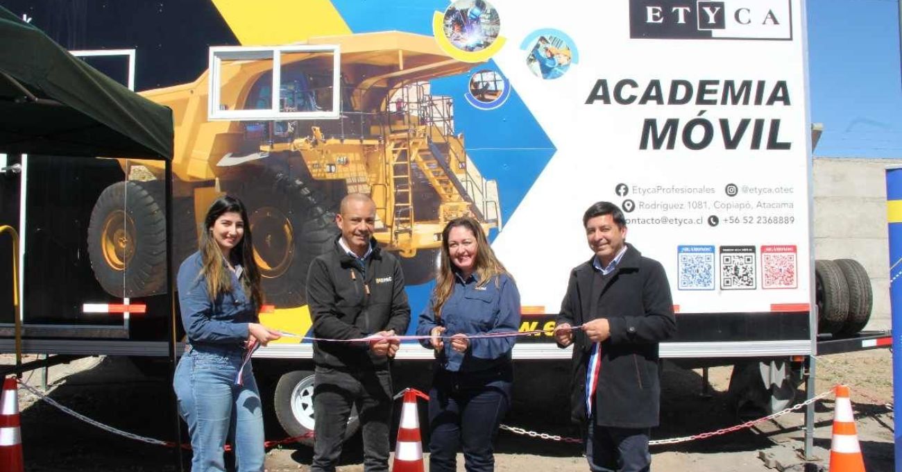 IMOPAC inaugura simulador móvil en Vallenar para fortalecer capacitación y equidad de género