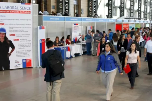 Feria laboral en Concepción ofrecerá 1.700 vacantes este jueves