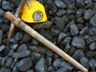 El oro dispara su valor y con él la minería informal en Chile