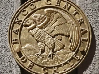 Banco Central advierte efectos de leyes laborales y alza del sueldo mínimo en el empleo