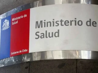 Minsal abre empleos en Antofagasta: buscan psicólogos y médicos con plazos que vencen la próxima semana