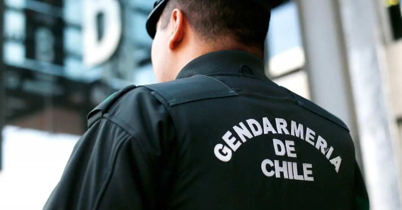 ¿Cuánto gana un gendarme recién egresado? Conoce las remuneraciones de los funcionarios según su grado
