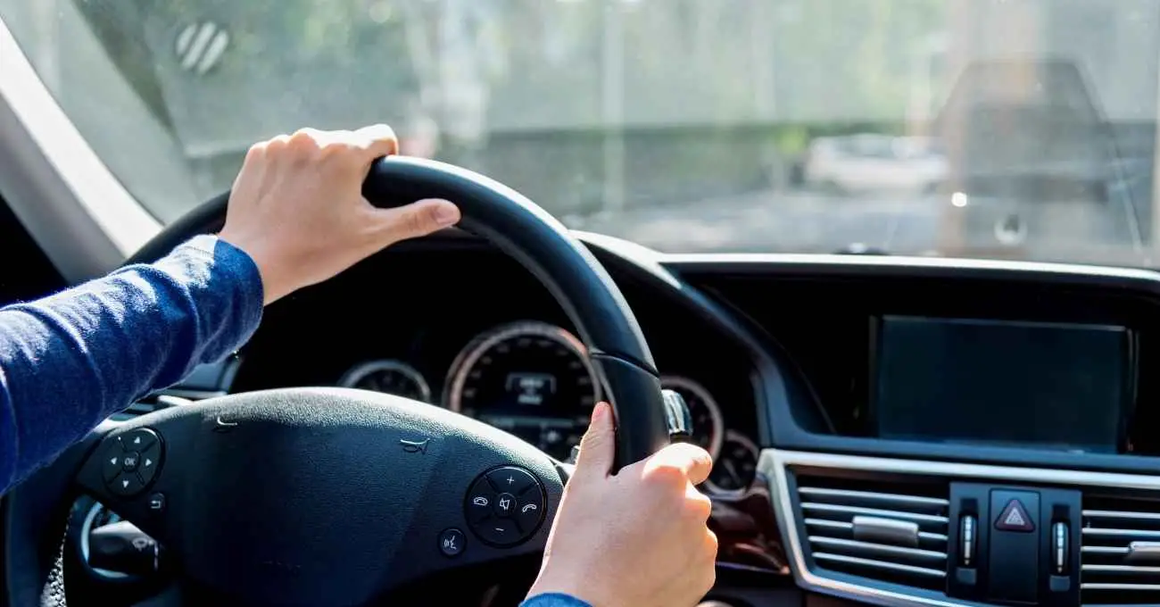 Cursos de conducción gratuitos del Sence: Así puedes inscribirte para obtener la licencia de conducir profesional Cursos de conducción gratuitos del Sence: Así puedes inscribirte para obtener la licencia de conducir profesional