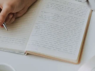 Prestigiosa universidad chilena ofrece 31 cursos gratis: Así puedes inscribirte paso a paso