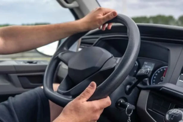 Sence ofrece cursos GRATUITOS para sacar licencia de conducir profesional: Revisa cómo acceder