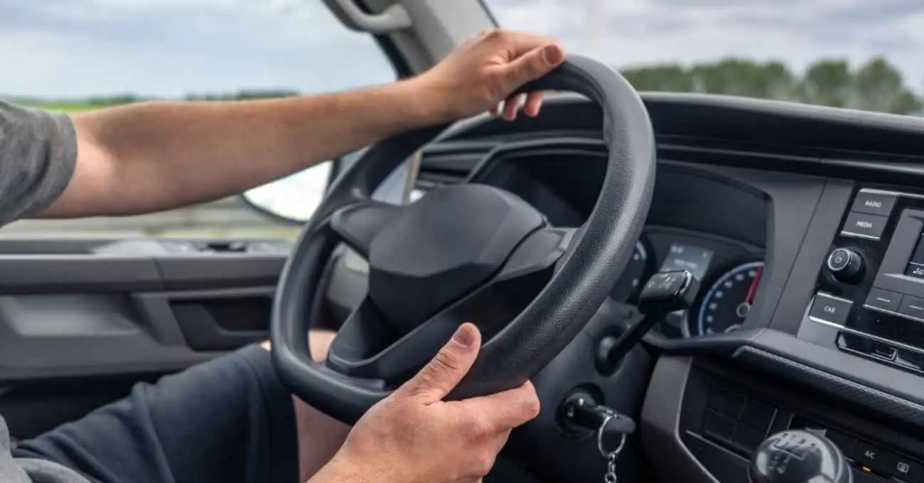 Cursos gratuitos de conducción del Sence: revisa las comunas y fechas disponibles