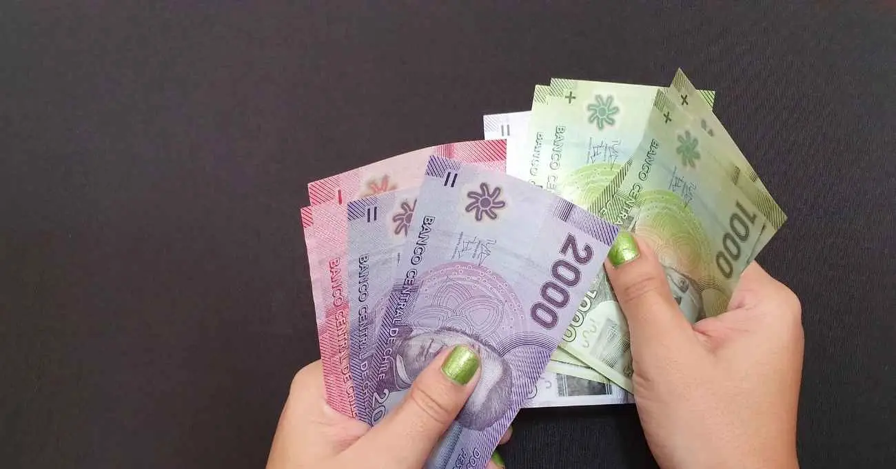 Bono Bodas de Plata: Revisa si puedes recibirlo y dónde cobrarlo