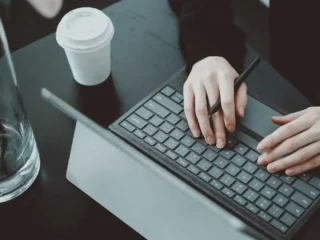 Minvu ofrece empleos con sueldos de hasta $3,7 millones: Estas son las vacantes para postular