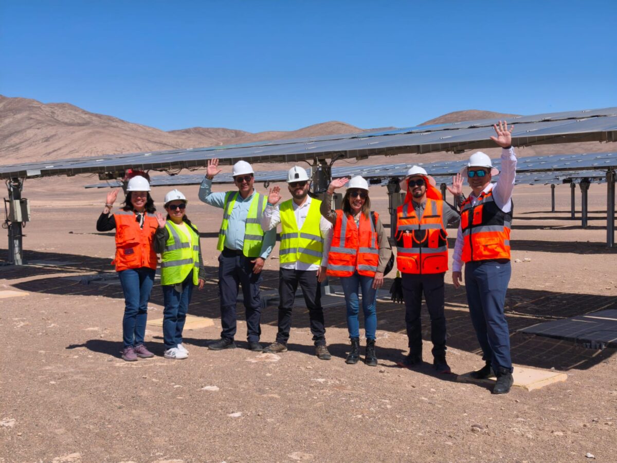 Delegación de Cundinamarca visitó el CDEA-UA en el marco de la Cooperación Chile–Colombia Delegación de Cundinamarca visitó el CDEA-UA en el marco de la Cooperación Chile–Colombia