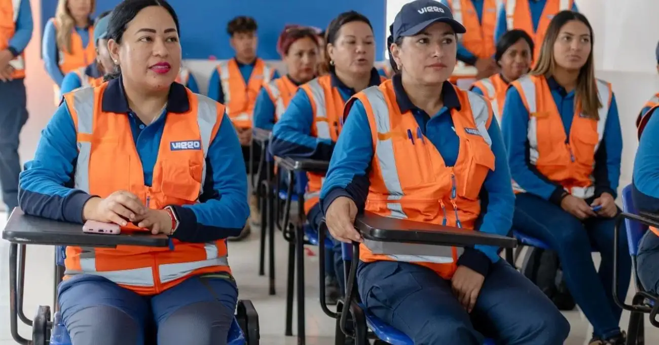 VIGGO abre nuevas becas para que más mujeres accedan a licencia de conducir profesional
