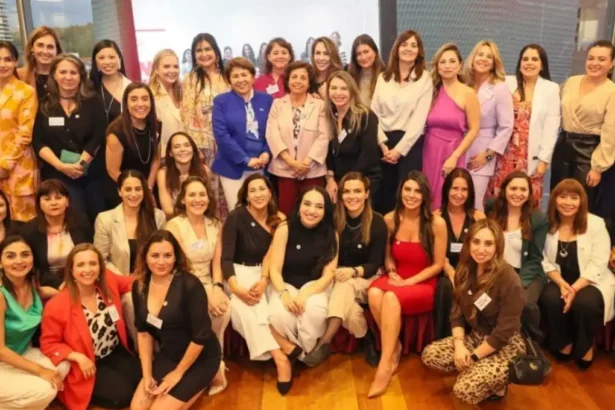 Women in Action by APRIMIN celebra su primer aniversario con un encuentro que destaca la inclusión femenina en la minería chilena