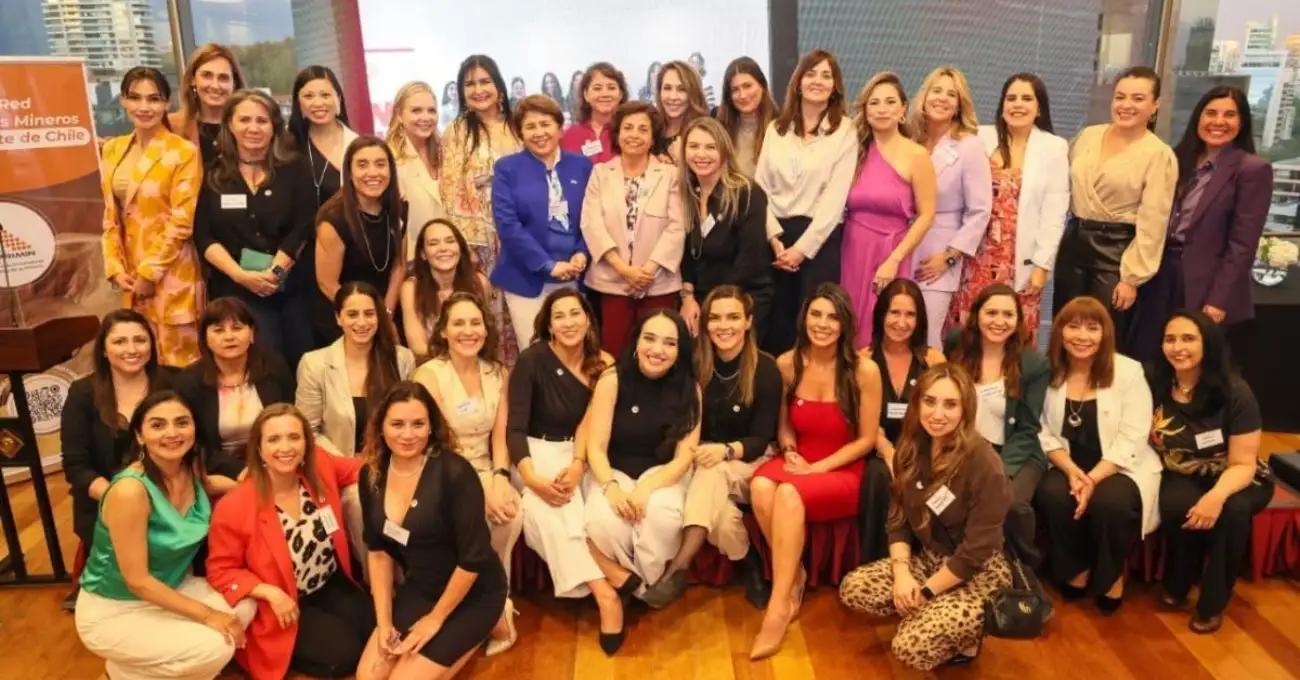 Women in Action by APRIMIN celebra su primer aniversario con un encuentro que destaca la inclusión femenina en la minería chilena