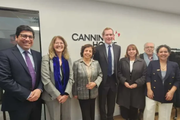 Ministra Williams lidera activa participación de Chile en Semana de la Bolsa de Metales de Londres