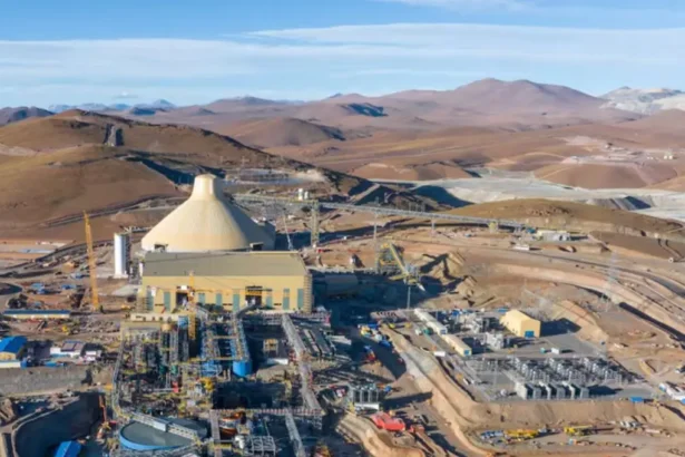 Teck proyecta menor producción de cobre para Quebrada Blanca: 40 mil toneladas menos