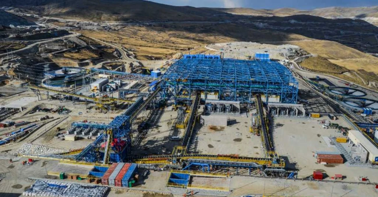 Minería impulsa el crecimiento: exportaciones peruanas superan los US$ 4.500 millones en julio Minería impulsa el crecimiento: exportaciones peruanas superan los US$ 4.500 millones en julio