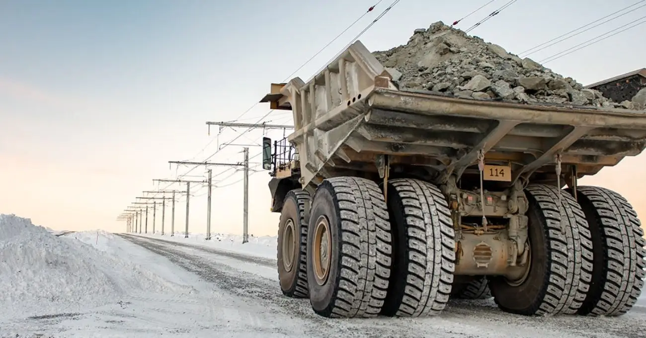 Codelco probará innovador sistema de electrificación de camiones para reducir hasta 70% sus emisiones