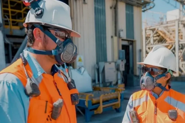 Antofagasta Minerals publica nuevas ofertas laborales en distintas divisiones