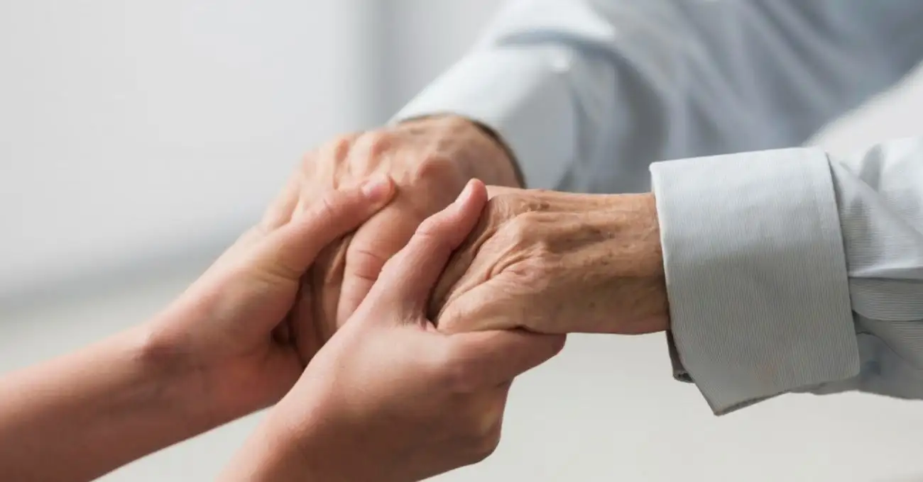 Beneficios para personas cuidadoras: ¿Cómo recibirlos y cuáles son?