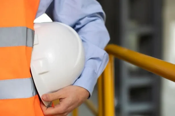 Servicio País abre postulaciones para trabajar un año en comunas remotas: ¿Qué sueldo puedo ganar?