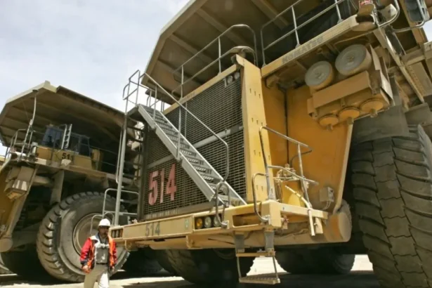 Empresa minera Enaex busca trabajadores: Conoce cuáles son las ofertas laborales y cómo postular a ellas