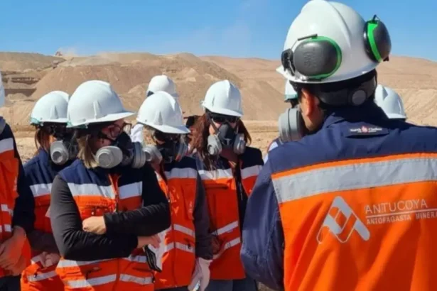 Trabajo en Antofagasta Minerals: Revisa las vacantes de octubre de 2025