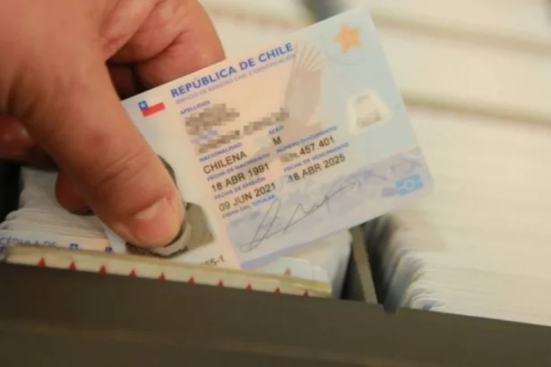 Nueva ley extiende vigencia del carnet de identidad a 20 años: Este grupo de personas puede acceder al beneficio