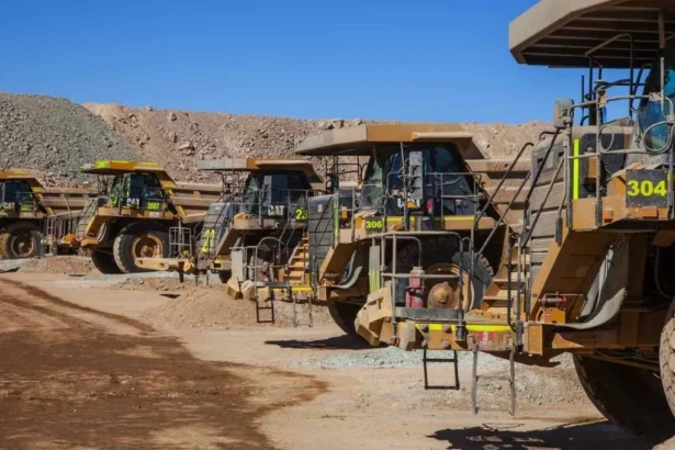 Codelco publica nuevas ofertas laborales en distintas regiones del país