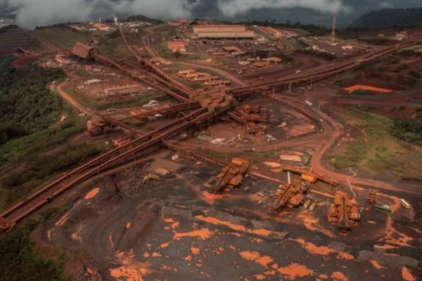 Vale S.A. logra histórico récord en producción de mineral de hierro