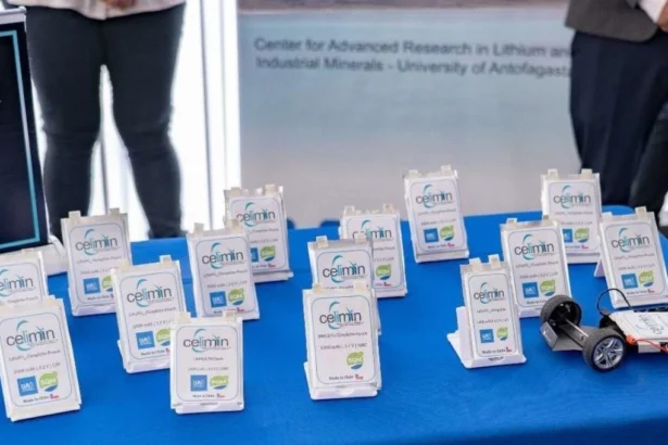 Fabricación de las primeras baterías de litio chilenas