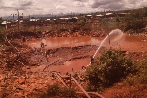 Cooperación andina para combatir la minería ilegal: Desafíos y avances