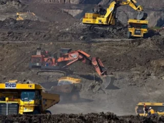 Producción clave de tierras raras en EE.UU.: desafíos y estrategias