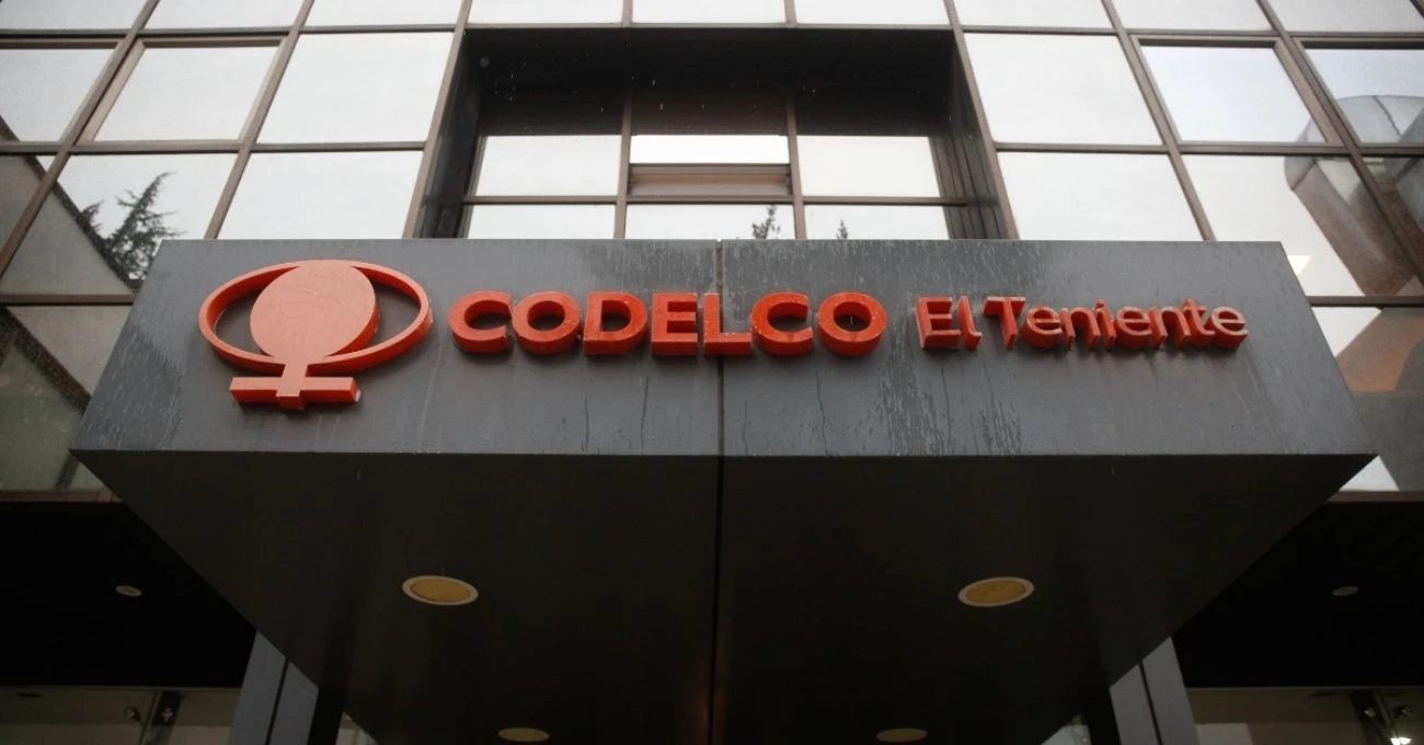 Por derrumbe en El Teniente: los objetos que se incautaron en los allanamientos a las oficinas de Codelco y Sernageomin Por derrumbe en El Teniente: los objetos que se incautaron en los allanamientos a las oficinas de Codelco y Sernageomin