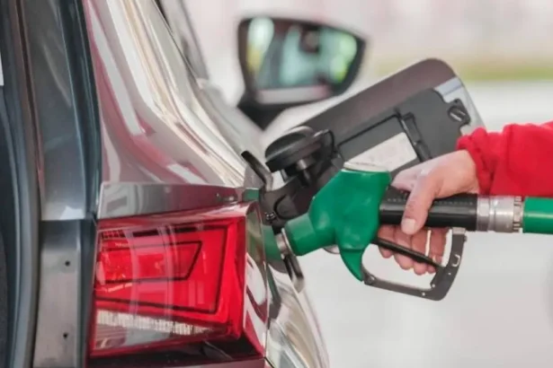 Precio de la bencina esta semana: revisa cuánto sube el precio de los combustibles