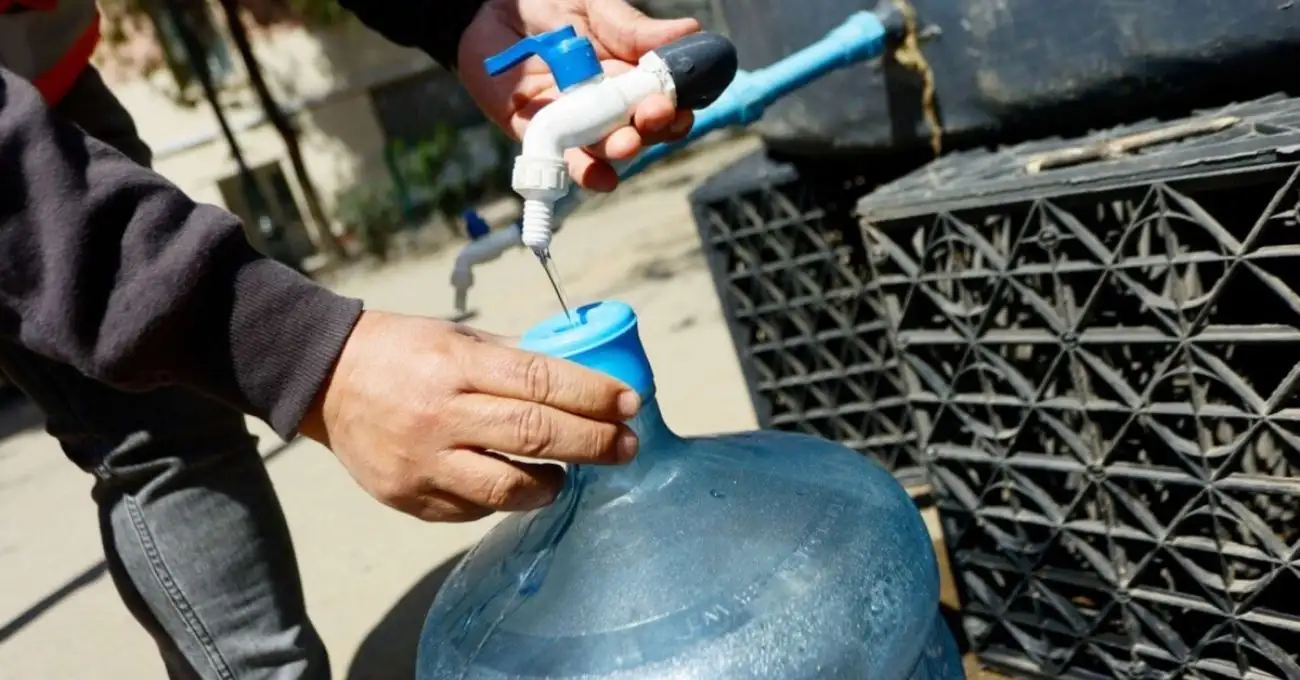 Informan corte de agua en seis comunas de Santiago este miércoles 1 de octubre