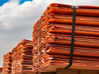 El cobre cerca de su récord: USD 10,962.50 por tonelada