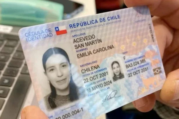 Amplían vigencia del carnet a 20 años para adultos mayores chilenos